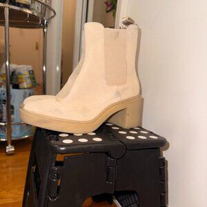 Dolce Vita beige suede booties (size 5.5)